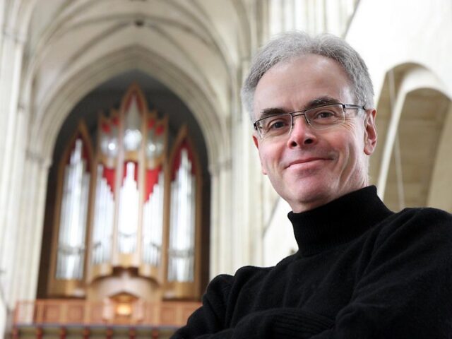 Abschiedsreihe von Barry Jordan beginnt heute und lädt zu Orgelkonzerten mit  Bach -und weiteren Lieblingswerken ein