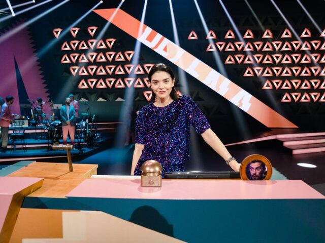 „Ich könnte mir keinen schöneren ersten Fernsehmoment vorstellen!“ Wildcard-Kandidatin Helena moderiert heute „Wer stiehlt Helena die Show?“ auf ProSieben (20:15 – 23:30 Uhr)