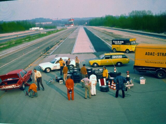 50 Jahre – 50 Reifen: ADAC Jubiläums-Test mit 50 Sommerreifen / Neu: Umweltkriterien machen 30 Prozent des Gesamturteils aus