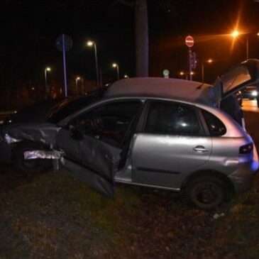 Verkehrsunfall Olvenstedter Chaussee: Auto landet im Straßengraben