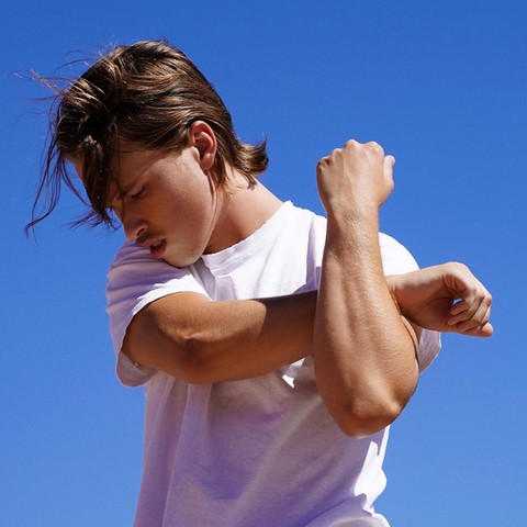 Ryan Beatty mit seiner neuen Single „Ribbons“