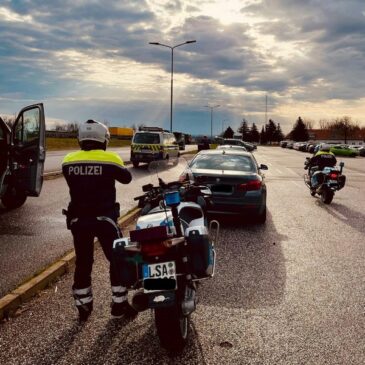 Gestern auf der A2: Polizeidrohne übernimmt LKW-Abstandskontrolle