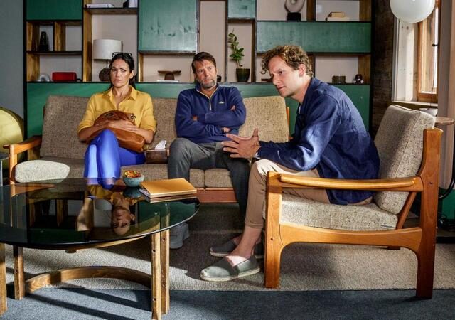 Familienkomödie: Familie Anders – Zwei sind einer zu viel (ZDF  20:15 – 21:45 Uhr)