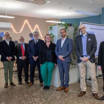 Datengetriebene Forschung in der Medizin stärken / Wissenschaftsminister Willingmann besucht Universitätsmedizin
