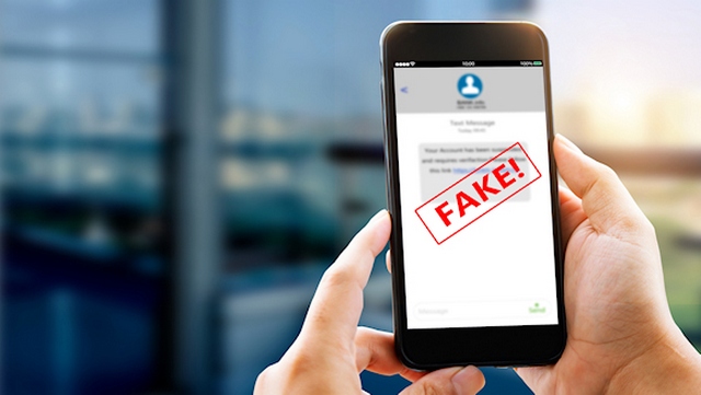 Betrugsmasche: Magdeburger Zoll warnt vor Fake-SMS