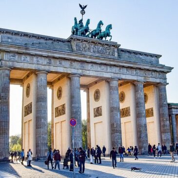 Berlin mit 6,4 % aller Gäste deutschlandweit meistbesuchtes Reiseziel im Mai 2022