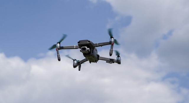 Internationaler Tag des Drohnenfluges / Drohnenpilot der Polizei Sachsen-Anhalt stellt seine Arbeit vor