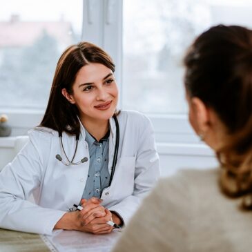 Die Medizinische Fakultät Magdeburg sucht Simulationspatientinnen und -patienten