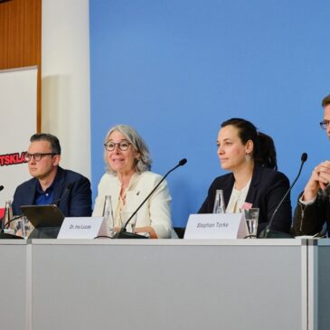 Tag der Apotheke: Nachwuchs startet Initiative „Gegen Zukunftsklau“