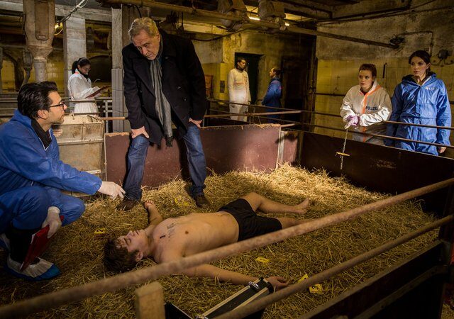 Krimiserie: SOKO München – Tod im Schweinestall (ZDF 18:05 – 19:00 Uhr)
