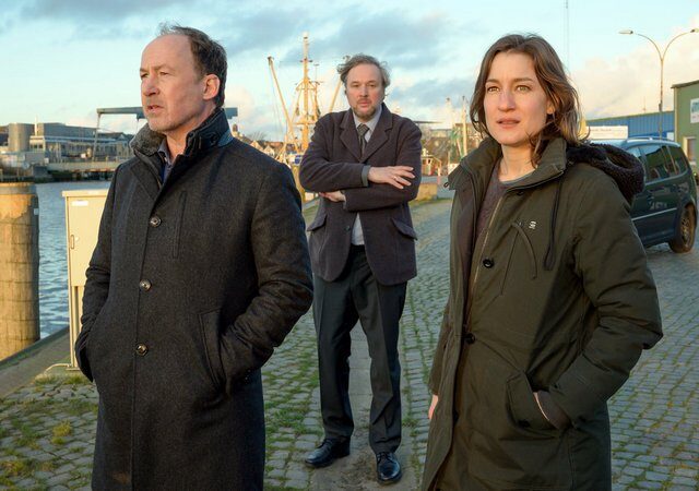 ZDF Krimi: Neben der Spur – Schließe deine Augen (ZDF  20:15 – 21:45 Uhr)