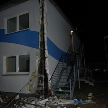 Feuerwehr im Einsatz: Brand an einer Gemeinschaftsunterkunft für Asylsuchende in der Hansestadt Salzwedel