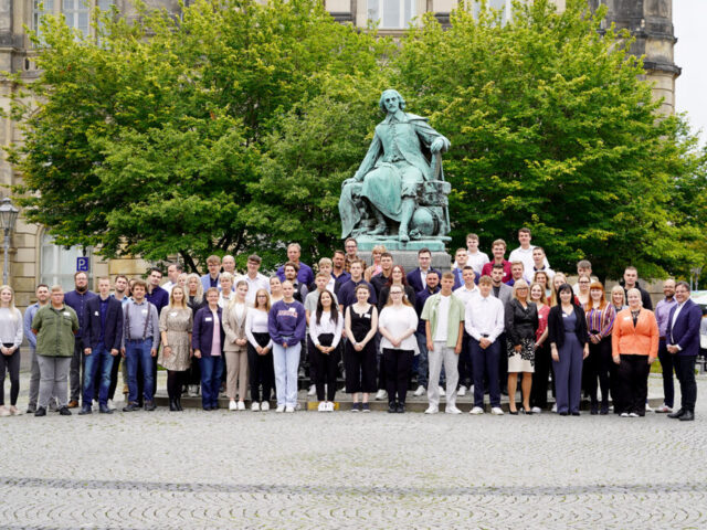 Magdeburger Stadtverwaltung begrüßt 43 neue Auszubildende