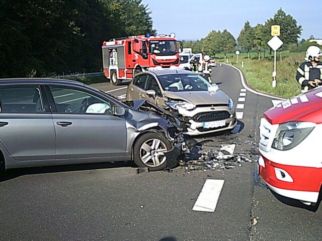 Zwei Verletzte nach Unfall auf der B79