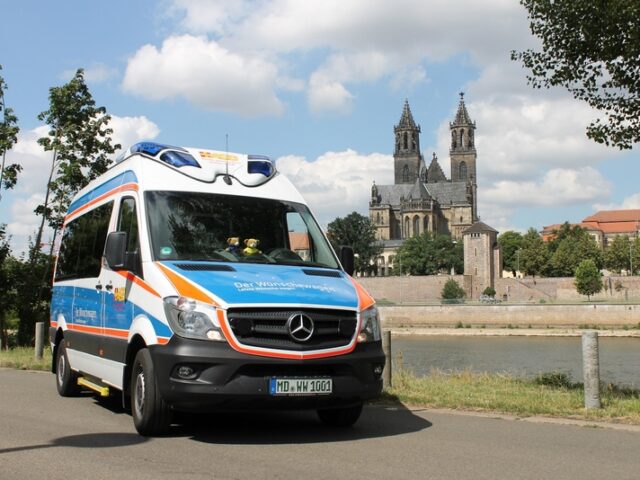 FĂŒnf Jahre WĂŒnschewagen Sachsen-Anhalt: MinisterprĂ€sident Haseloff bei Empfang in Magdeburg