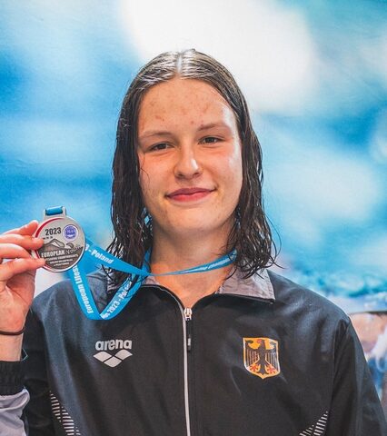 Rettungsschwimmerin der DLRG Halle-Saalekreis ist zweifache Junioren-Europameisterin