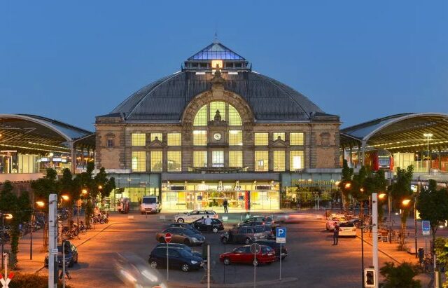 Hauptbahnhof Halle ist „Bahnhof des Jahres“ 2023