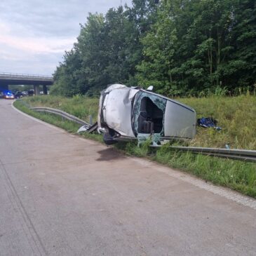 Autobahnkreuz Magdeburg: Autofahrer wird von Fahrbahn abgedrängt und schwer verletzt