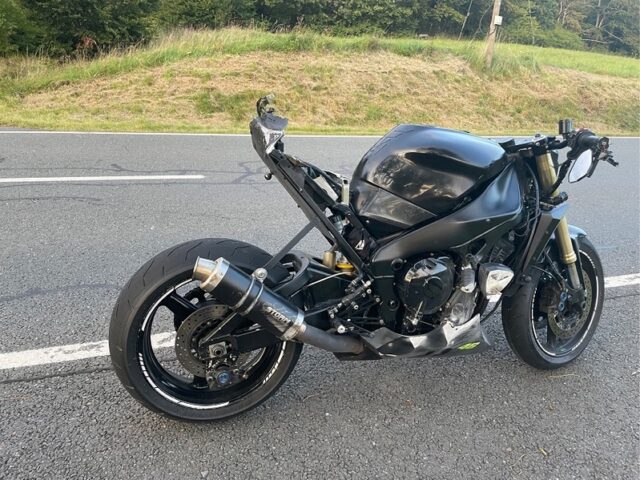 Motorradfahrer nach Sturz schwer verletzt