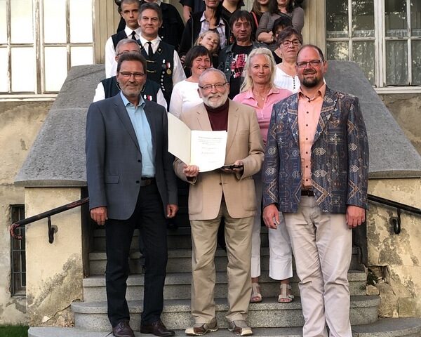 Dr. Eckehart Beichler erhält die Ehrennadel des Landes Sachsen-Anhalt