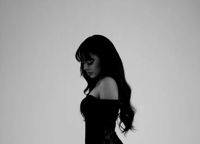 Ayliva setzt sich erstmals an die Spitze der deutschen Albumcharts