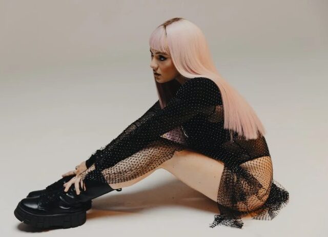 Dance/Pop-Sensation Bella X feiert mit „Cloud 9“ ihren Einstand bei Warner