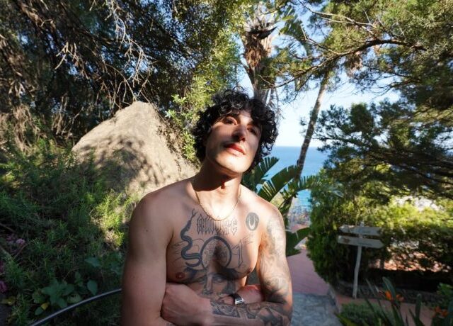 Flavios neuer Song „Italienische Jungs“ ist ein Lifestyle-Manifest