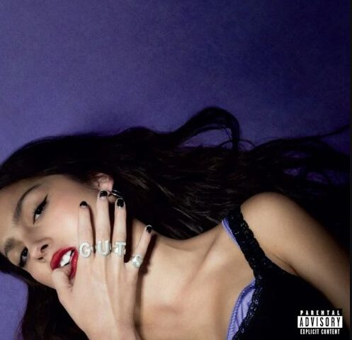 Olivia Rodrigo veröffentlicht heute ihr zweites Album “GUTS”