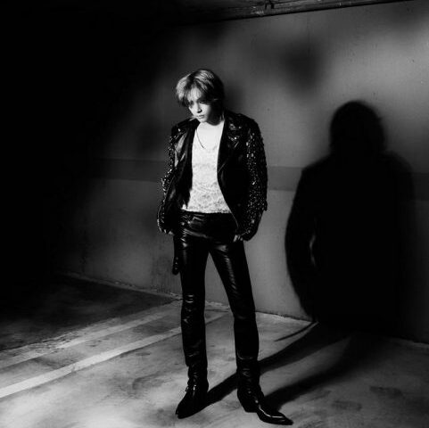 V (BTS) veröffentlicht seine Solo-EP âLayoverâ