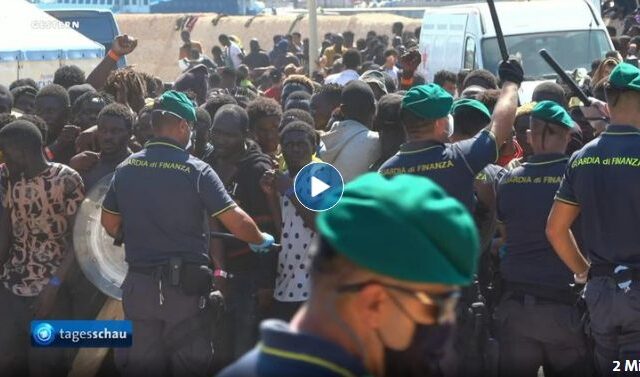 Hohe Zahl GeflĂŒchteter auf Lampedusa: Insel ruft Notstand aus