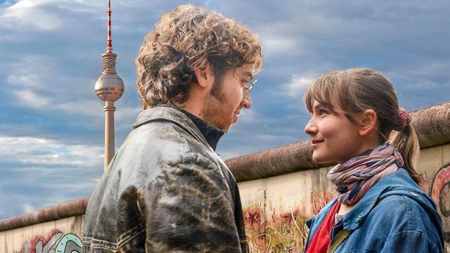 Drama: Zwischen uns die Mauer (ZDF  10:10 – 11:50 Uhr)