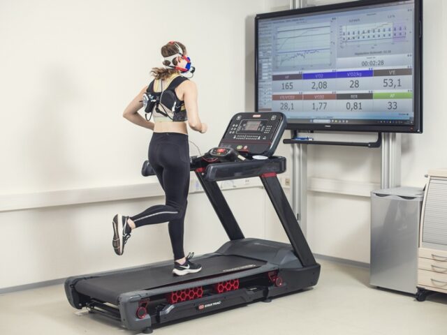 Eine Kooperation von fĂŒnf Hochschulen in Sachsen-Anhalt: AI Engineering â ein neuer, einzigartiger Bachelor-Studiengang