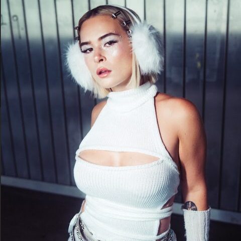 Mathea besingt die „Summertime Love“