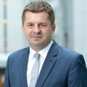 Minister Sven Schulze übergibt Fördermittelbescheide an NOKERA