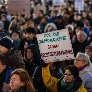 ARD-DeutschlandTREND: Große Mehrheit der Deutschen unterstützt Anliegen der Demonstrationen gegen Rechtsextremismus