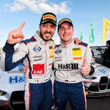 Gabriele Piana/Michael Schrey gewinnen Saisonauftakt der ADAC GT4 Germany in Oschersleben