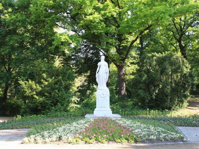 Befragung zur Gestaltung des Scholl-Denkmals /   Stadtrat hat Bürgerbeteiligung beschlossen