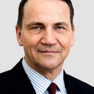 Polens Außenminister Sikorski fordert deutsche Taurus-Lieferung