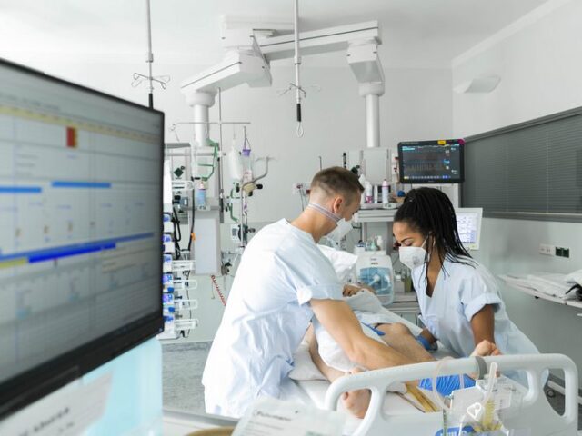 Psychosoziale Unterstützung in der Intensivmedizin: Teilnehmende für anonyme Befragung gesucht!