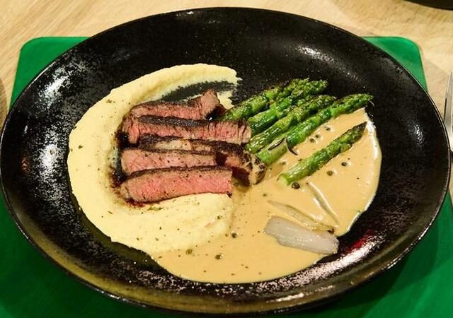 Die Küchenschlacht: Entenbrust vs. Grüner Spargel vom 27. Mai 2024