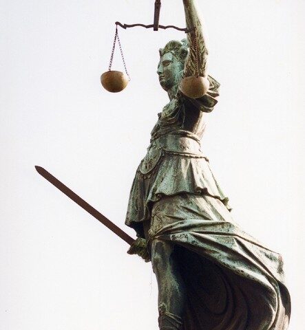 Schwarzarbeit: Bewährungsstrafe gegen Arbeitgeber aus Halle