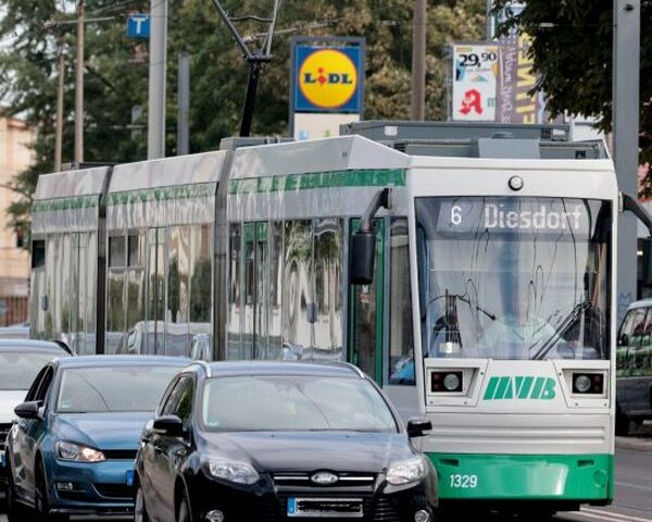 Straßenbahnlinie 6 wird in Diesdorf während der Sommerferien durch Busse ersetzt