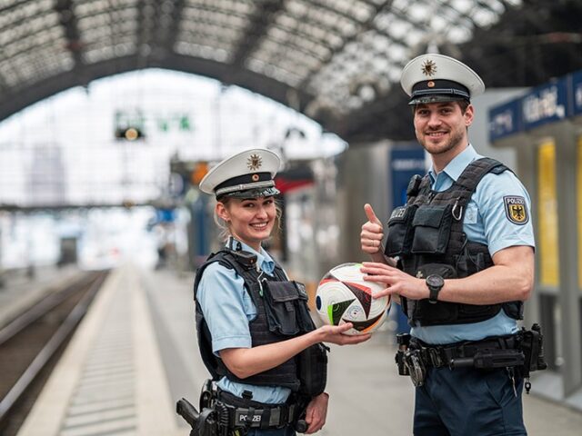 Anlässlich der Fußball-EM 2024: Bundespolizei in Sachsen-Anhalt gibt Hinweise für sichere Reise mit der Bahn