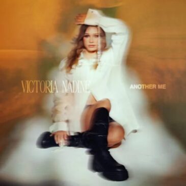 Victoria Nadine meldet sich mit ihrem Sommerhit “Another Me” zurück
