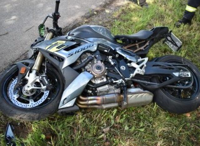 Motorradfahrer bei Unfall lebensgefährlich verletzt