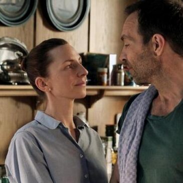 Herzkino / Romantikkomödie: Fast perfekt verliebt (ZDF  12:15 – 13:40 Uhr)