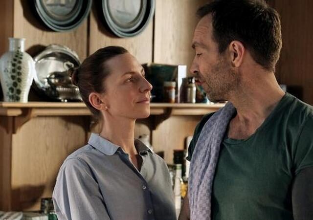 Herzkino / Romantikkomödie: Fast perfekt verliebt (ZDF  12:15 – 13:40 Uhr)