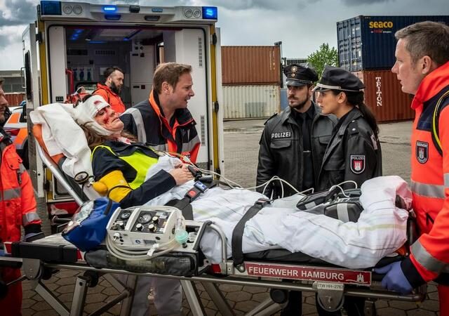 Krimiserie: Notruf Hafenkante – Immer am Limit     (ZDF 19:25 – 20:15 Uhr)