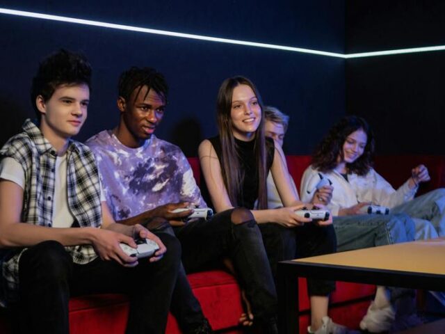 Durchschnittsalter der Spielenden in Deutschland steigt erstmals auf über 38 Jahre