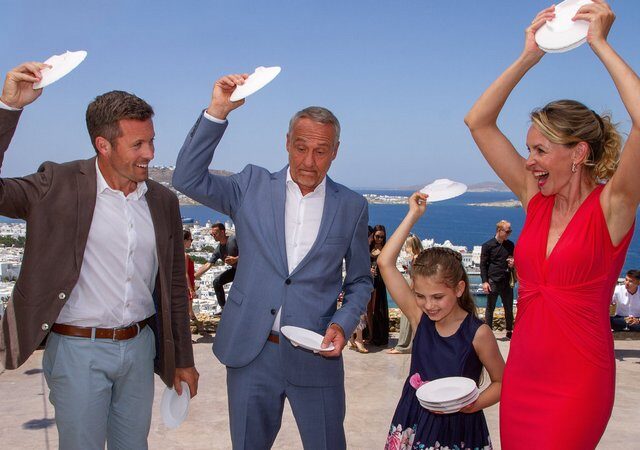 Kreuzfahrt ins Glück – Hochzeitsreise zu den Kykladen (ZDF 21:45 – 23:15 Uhr)